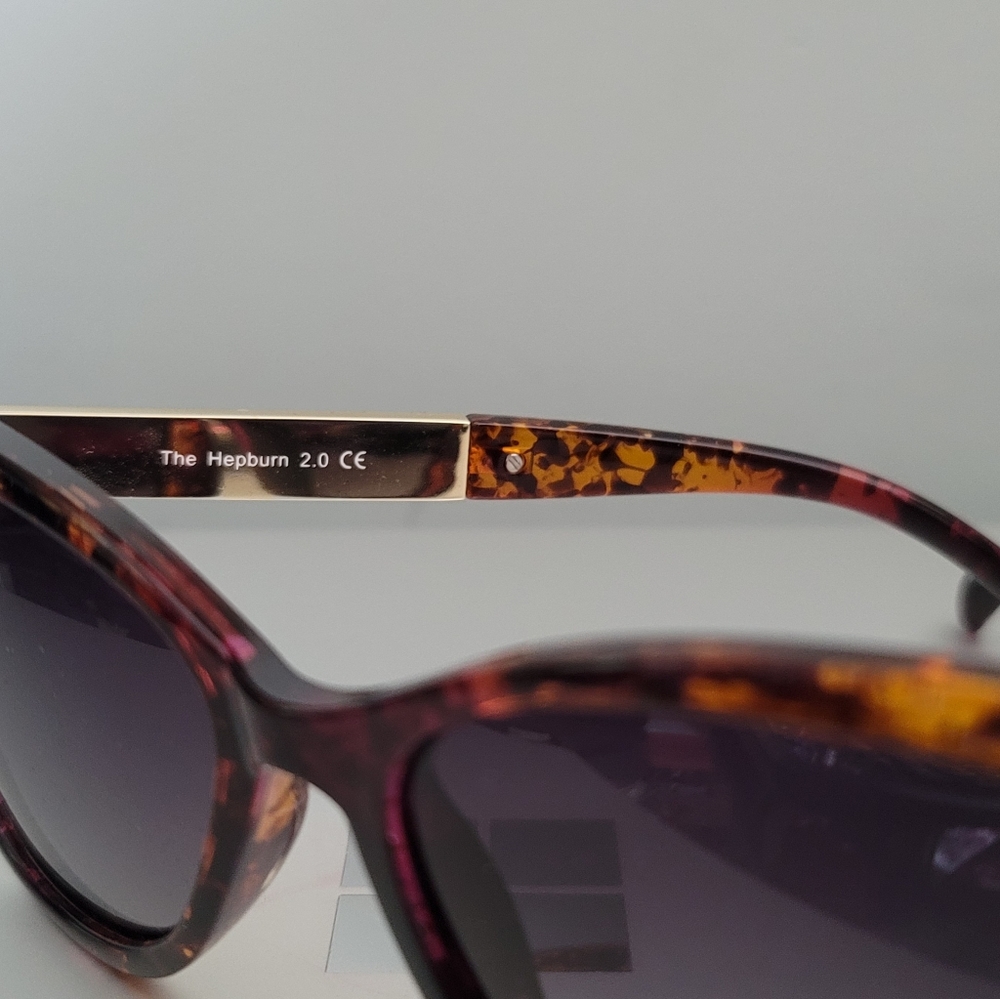 Prive Revaux Womens Sunglasses - Picture 2 of 8